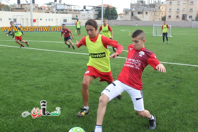 فيديو: الاتحاد العام يغلق ملعب ابو خميس ومساعي الرئيس للمصادقة على الشرقي بعد تركيب المقاعد ومظلات لاعبي دكة الاحتياط والجدار الحديد في السنتتي.